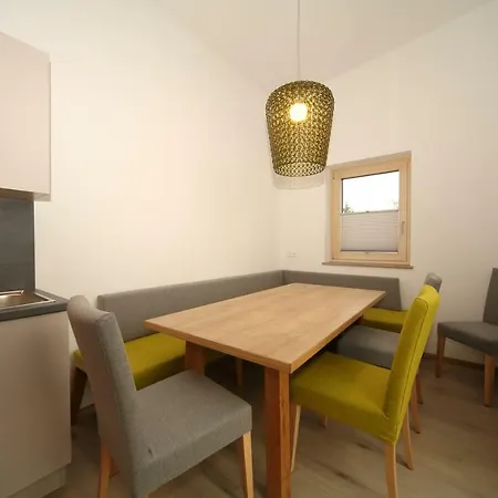 Апартаменти Appartementhaus Burgfried