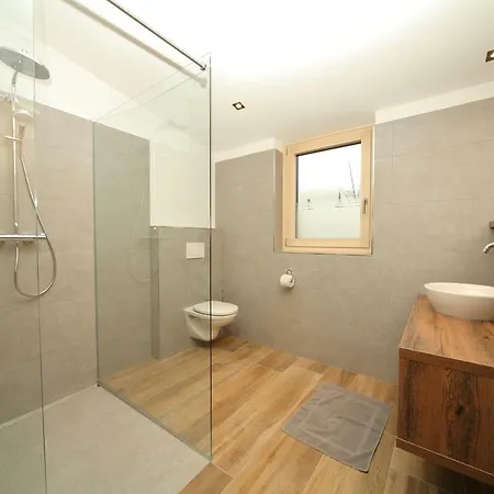 Апартаменти Appartementhaus Burgfried